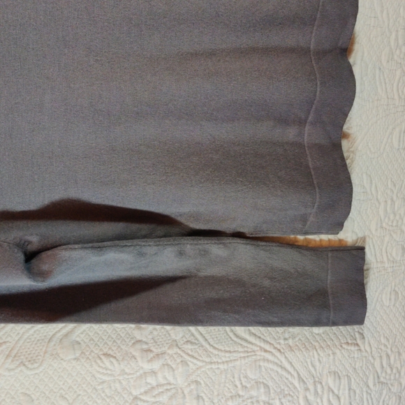 Pierre New York Turtleneck Sweater - Picture 9 of 15